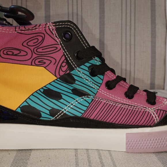'Nightmare Before Christmas' Disney Canvas High Top Sneaker Size 8 New - Picture 6 of 15